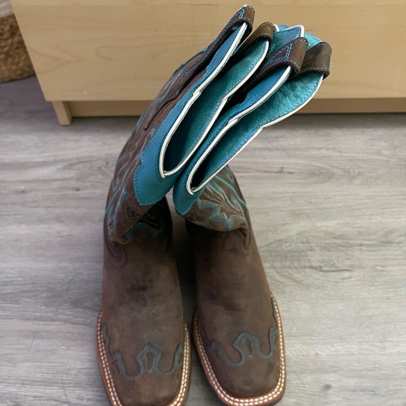 Ariat Western boots size 6.5 - Picture 7 of 11